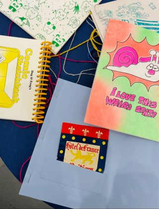 Byla jsem se mrknout na @lustrfestival v Praze, v rámci kterého vystavuje víc jak 60 ilustrátorů a spolků z české a...